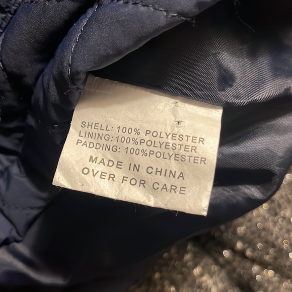 American Stitch
Men's Blue Quilted Contrast-panel Vest size L - Picture 4 of 5